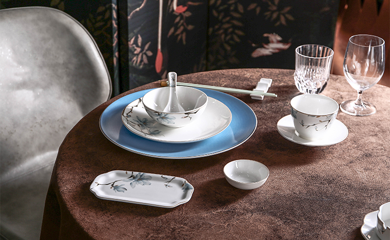 国际潮团×伟业陶瓷 | 瓷器中，藏着一条回家的路