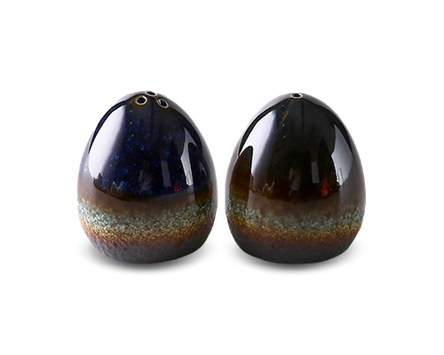 Egg-shaped Salt & Pepper Shakers